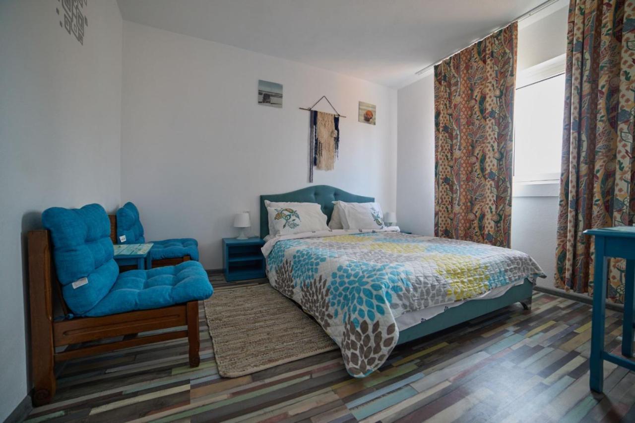 Vila Traian Si Teodora Костинешти Экстерьер фото