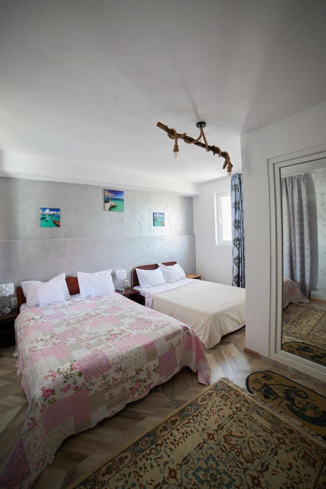 Vila Traian Si Teodora Костинешти Экстерьер фото